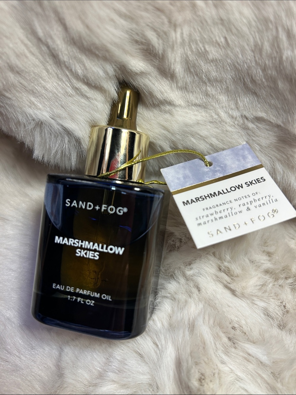 NWT Sand + Fog Marshmallow Skies Eau De Parfum Oil Dropper 1.7 oz - Picture 3 of 7